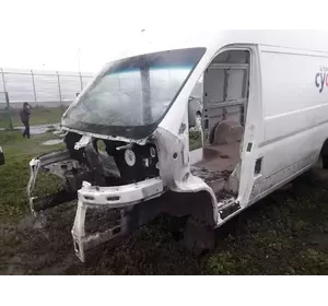 Боковина права Citroen Jumper з 2006 року Боковина права Citroen Jumper з 2006 року