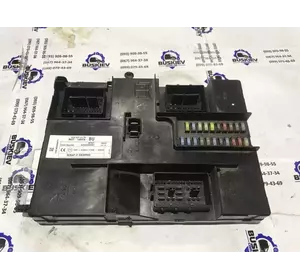 Блок запобіжників Ford Transit з 2014- рік BK2T-14B476-BU Блок запобіжників Ford Transit з 2014- рік BK2T-14B476-BU