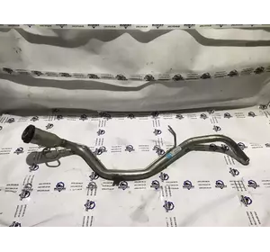 Горловина паливного бака Ford Fusion з 2012- рік DG93-9034-AH Горловина паливного бака Ford Fusion з 2012- рік DG93-9034-AH