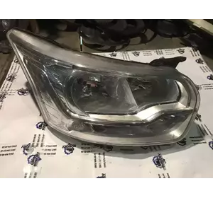 Фара передня права Ford Transit з 2014- рік BK31-13D152-BD Фара передня права Ford Transit з 2014- рік BK31-13D152-BD