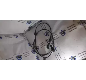 Датчик передній АБС (ABS) 1785753 Ford 6C112B372AB Датчик передній АБС (ABS) 1785753 Ford 6C112B372AB