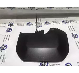 Бризковики передній правий Ford Transit 2014-2019 BK31-16A266-AA Бризковики передній правий Ford Transit 2014-2019 BK31-16A266-AA