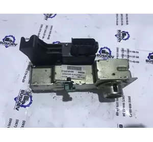 Замок дверей передній правій Ford Transit 2002-2013 2T1A-V21812-BG Замок дверей передній правій Ford Transit 2002-2013 2T1A-V21812-BG