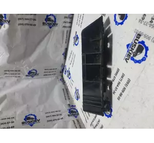 LR116771 Land Rover кронштейн переднього бамперу правий, (d6) LR116771 Land Rover кронштейн переднього бамперу правий, (d6)