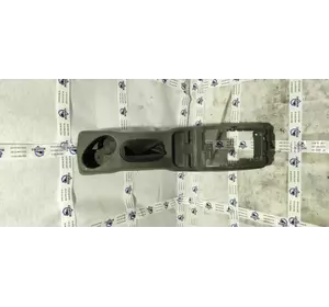 Панель консолі Ford Connect з 2002-2009 рік 2T14-V045A74 Панель консолі Ford Connect з 2002-2009 рік 2T14-V045A74