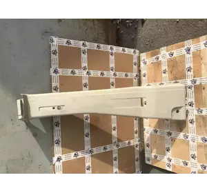 Обшивка стійки права Fiat Ducato c 2006- рік 130579107 Обшивка стійки права Fiat Ducato c 2006- рік 130579107