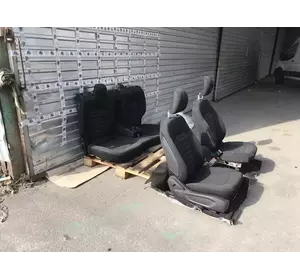 Салон із картками дверей Ford Fusion з 2012-год Салон із картками дверей Ford Fusion з 2012-год