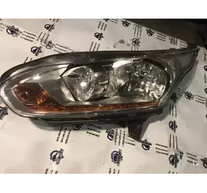 Фара передня ліва Ford Transit Connect з 2013- рік DT11-13W030-AC Фара передня ліва Ford Transit Connect з 2013- рік DT11-13W030-AC