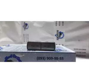 6M2T18K574AD Ford кнопка обігріву скла 6M2T18K574AD Ford кнопка обігріву скла