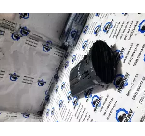 4M51A014L21BC Ford - дифлектор повітряний 4M51A014L21BC Ford - дифлектор повітряний