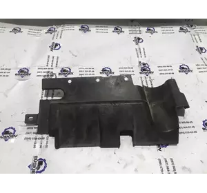 Дефлектор Повітропровід радіатора правий Ford Transit з 2006-2014 рік 6C11-V8310-AB Дефлектор Повітропровід радіатора правий Ford Transit з 2006-2014 рік 6C11-V8310-AB