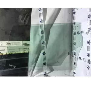 Скло дверей передньої правої Ford Transit з 2014- рік BK31-V21410-AB Скло дверей передньої правої Ford Transit з 2014- рік BK31-V21410-AB