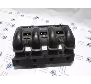 Колектор впускний Mercedes Vito A6460901637 Колектор впускний Mercedes Vito A6460901637