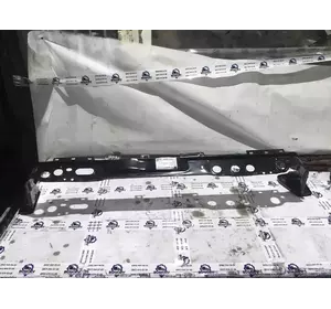 Кронштейн кріплення радіатора Ford Transit Connect з 2013-год 8V61-8A297-JH Кронштейн кріплення радіатора Ford Transit Connect з 2013-год 8V61-8A297-JH