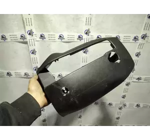 Кожух кермової колонки нижній Ford Focus з 2011- рік CM51-3533-AA Кожух кермової колонки нижній Ford Focus з 2011- рік CM51-3533-AA