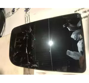 Вкладка дзеркала ліва Mercedes Sprinter з 2006- рік A0028111533 Вкладка дзеркала ліва Mercedes Sprinter з 2006- рік A0028111533
