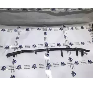 Ущільнювач дверей задній правий Ford Fusion з 2012- рік DS73-F25332-A Ущільнювач дверей задній правий Ford Fusion з 2012- рік DS73-F25332-A