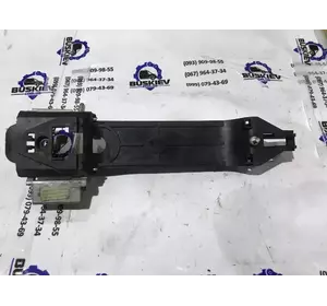 Внутрішня частина ручки дверей ліва Ford Transit Connect з 2002-2013 рік 9T16-V224A37-AC Внутрішня частина ручки дверей ліва Ford Transit Connect з 2002-2013 рік 9T16-V224A37-AC