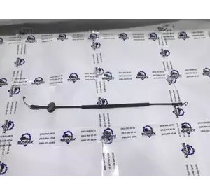 Трос замка дверей передньої правої Volkswagen Caddy з 2003-год 1T0837086 Трос замка дверей передньої правої Volkswagen Caddy з 2003-год 1T0837086