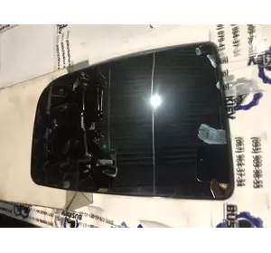 Вкладка дзеркала права Mercedes Sprinter з 2006- рік A0028111833 Вкладка дзеркала права Mercedes Sprinter з 2006- рік A0028111833