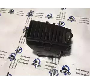 Повітряний дефлектор Mercedes Sprinter з 2006- рік A9068300054 Повітряний дефлектор Mercedes Sprinter з 2006- рік A9068300054