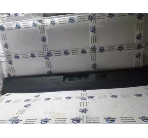 LR038140 Land Rover панель обробки дверей баг. відд., верхній LR038140 Land Rover панель обробки дверей баг. відд., верхній