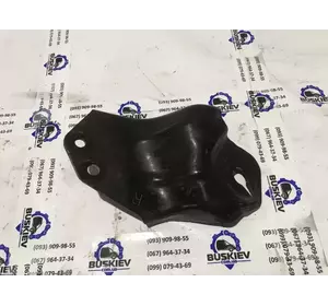 Кронштейн підрамника правий Ford Fusion з 2012- рік DG9C-5084-BA Кронштейн підрамника правий Ford Fusion з 2012- рік DG9C-5084-BA