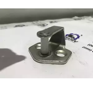 Петля-зачіп (відповідна частина) замка дверей Ford Transit 2006-2014 YC15-V21982-AD Петля-зачіп (відповідна частина) замка дверей Ford Transit 2006-2014 YC15-V21982-AD