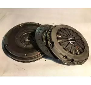 Комплект зчеплення Ford Fiesta 1.6 EcoBoost C1BY 7540-BE Комплект зчеплення Ford Fiesta 1.6 EcoBoost C1BY 7540-BE