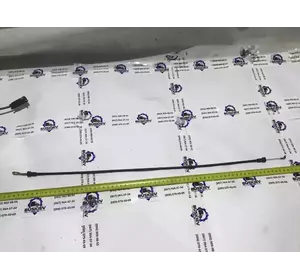 Трос замка дверей передньої правої Mercedes Vito з 2003-2010 рік A6397600704 Трос замка дверей передньої правої Mercedes Vito з 2003-2010 рік A6397600704