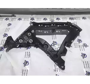 Кронштейн кріплення бампера Ford Transit Connect 2013-2019 DT11-17A882-AC Кронштейн кріплення бампера Ford Transit Connect 2013-2019 DT11-17A882-AC