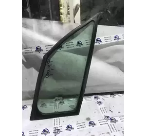 Скло дверей переднє ліве Трикутник Volkswagen Crafter з 2006-го року Скло дверей переднє ліве Трикутник Volkswagen Crafter з 2006-го року