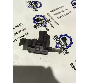 Датчик педалі зчеплення Ford Transit з 2014- рік 6G9T-11A152-AA Датчик педалі зчеплення Ford Transit з 2014- рік 6G9T-11A152-AA