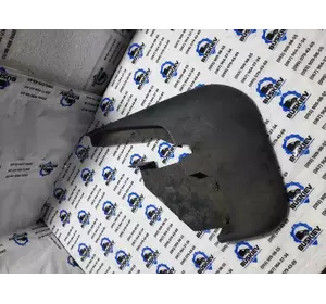 YC1516A562AJW Ford - бризковик передній правий ford transit 2006-2014 YC1516A562AJW Ford - бризковик передній правий ford transit 2006-2014