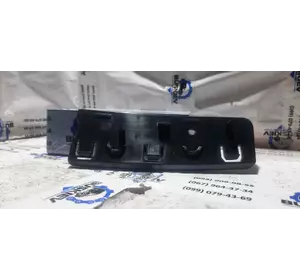 BK3117D959BD Ford - кронштейн переднього бампера лівий BK3117D959BD Ford - кронштейн переднього бампера лівий