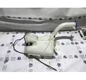 Бачок омивача Ford Fusion з 2012- рік DS73-F111D09-AB Бачок омивача Ford Fusion з 2012- рік DS73-F111D09-AB