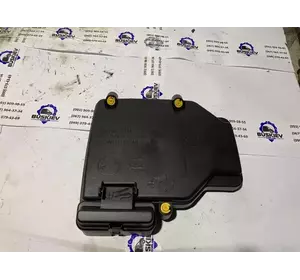 Кришка корпусу блоку запобіжників Citroen Jumper з 2014 - рік 1617298980 Кришка корпусу блоку запобіжників Citroen Jumper з 2014 - рік 1617298980