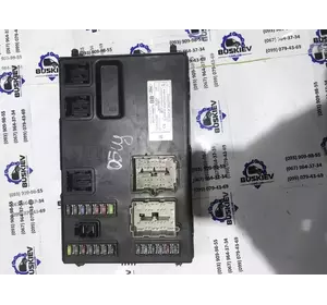 Блок запобіжників Ford Transit з 2006-2014 рік 8C1T-14A073-BB Блок запобіжників Ford Transit з 2006-2014 рік 8C1T-14A073-BB