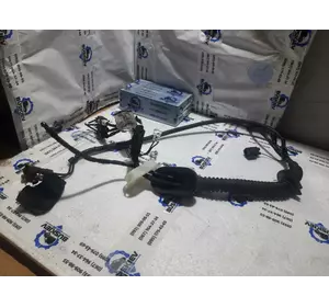 Провідка (коса) Land Rover Range Rover IV 2013 бу ДВЕРІ БГАЖНИКА DK5214B562AE Провідка (коса) Land Rover Range Rover IV 2013 бу ДВЕРІ БГАЖНИКА DK5214B562AE