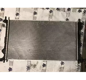 Радіатор основний Ford Transit Connect 9T16-8005-AB Радіатор основний Ford Transit Connect 9T16-8005-AB