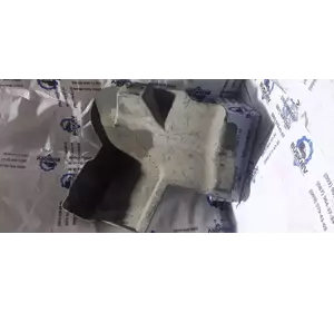 Ford кожух бачка омивача ford transit  YC15 13D019 AA Ford кожух бачка омивача ford transit  YC15 13D019 AA