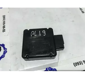 Блок керування антеною GPS Ford Fiesta 2013-2019 DE8T-19H463-BB Блок керування антеною GPS Ford Fiesta 2013-2019 DE8T-19H463-BB