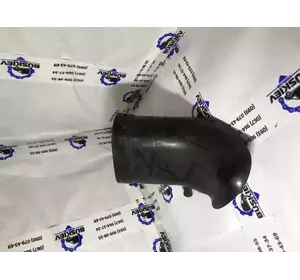 Патрубок повітрозабірника передній транзит мк8 rwd BK31 9E635-AB Патрубок повітрозабірника передній транзит мк8 rwd BK31 9E635-AB