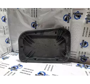 1306663070 Fiat/Alfa/Lancia - кришка/люк паливного бака в салоні 1306663070 Fiat/Alfa/Lancia - кришка/люк паливного бака в салоні