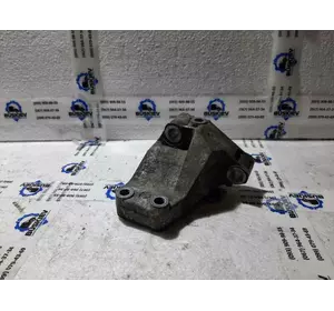 504090245 Fiat/Alfa/Lancia кронштейн двігуна 504090245 Fiat/Alfa/Lancia кронштейн двігуна