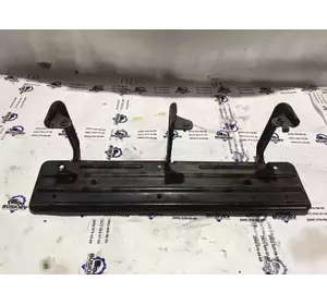 Поріг переднього бампера Ford Transit з 2014- рік BK31-16560-A Поріг переднього бампера Ford Transit з 2014- рік BK31-16560-A