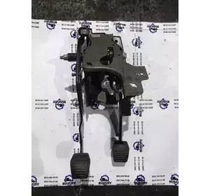 Блок педалей Гальмо Зчеплення Ford Transit з 2006-2014 рік CC11-2450-BB