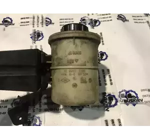 Бачок гідропідсилювача керма Renault Master з 2003-2010 рік 8200005185 Бачок гідропідсилювача керма Renault Master з 2003-2010 рік 8200005185