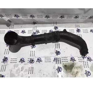 Патрубок повітряного фільтра Peugeot Boxer з 2006-2014 1349909080 Патрубок повітряного фільтра Peugeot Boxer з 2006-2014 1349909080