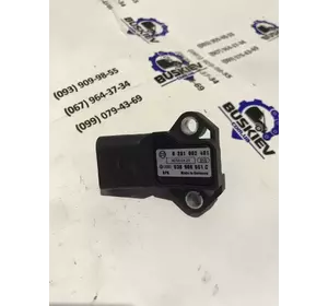 Датчик витрати повітря Mercedes Sprinter з 2006- рік 038906051C 0281002401 Датчик витрати повітря Mercedes Sprinter з 2006- рік 038906051C 0281002401